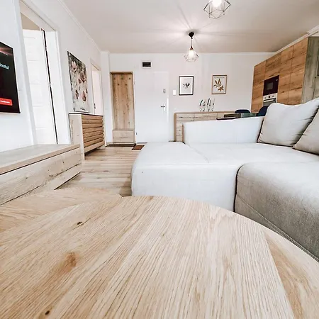 Elegant Escape Apartman *