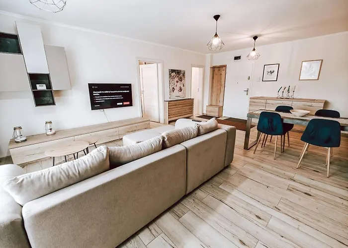 Апартаменты Elegant Escape-parking, Private Parking,kingsize B Клуж-Напока