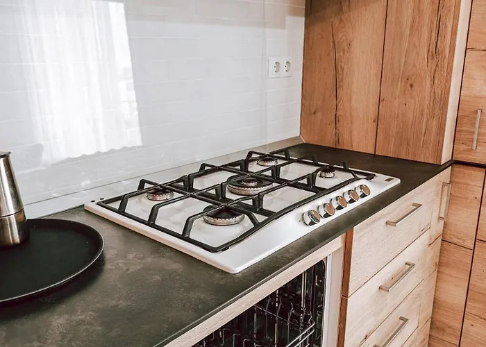 Elegant Escape-parking, Private Parking,kingsize B Апартаменты *